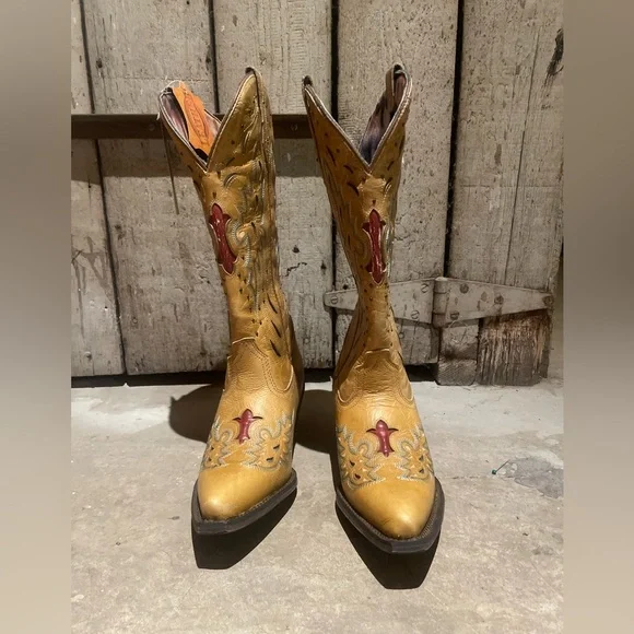 Laredo Women’s Cowboy Boots in embroidered cutout tan leather. Size 7 NWT - Picture 6 of 11